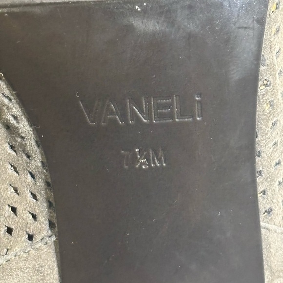 Vaneli Gray Peep-Toe Women's Shoes - Picture 3 of 4